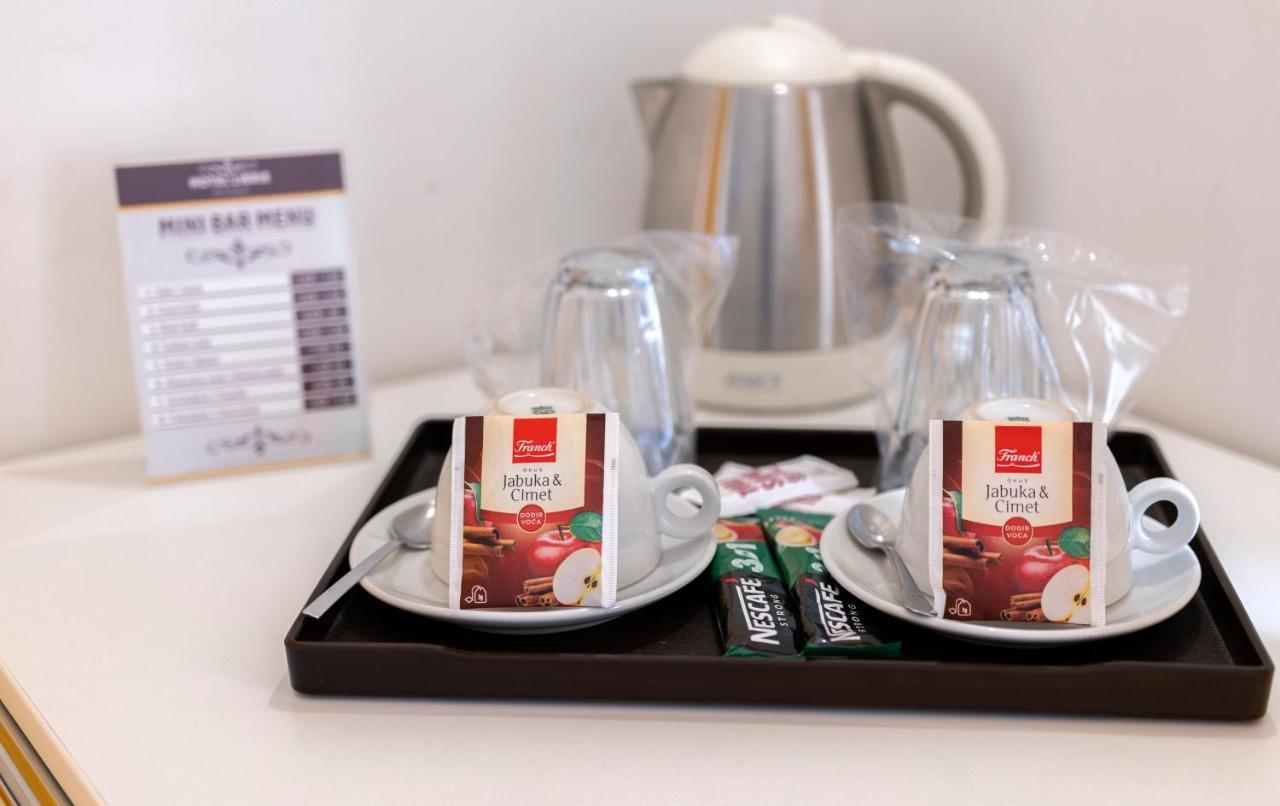Hotel Boutique Libris ซาราเยโว ภายนอก รูปภาพ