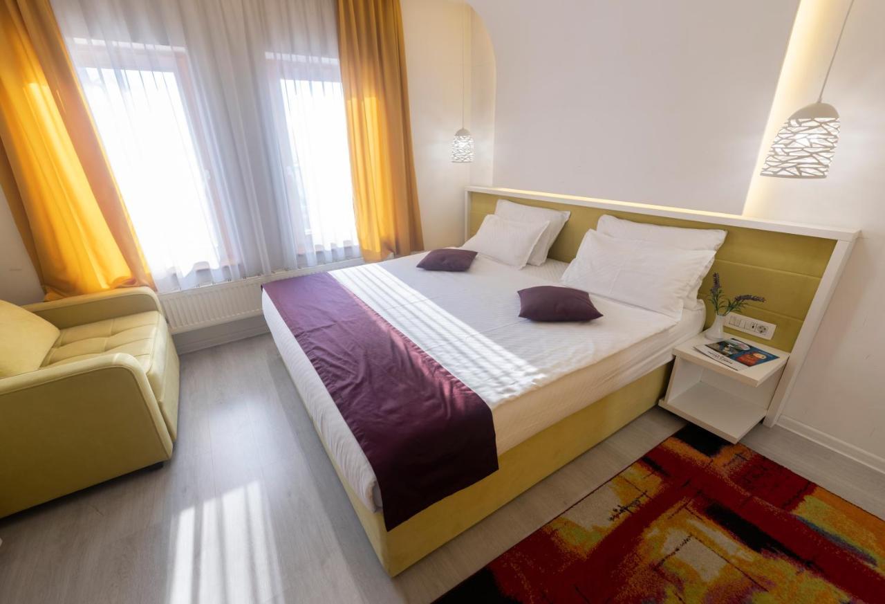Hotel Boutique Libris ซาราเยโว ภายนอก รูปภาพ